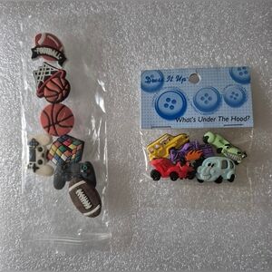 Dress it Up Bumper Cars Plastic Buttons/Cupcake Toppers&Sports-Game Shoe Charms